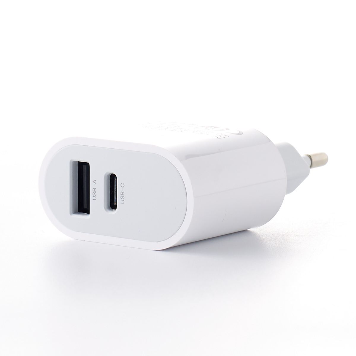 (уценка) Сетевое зарядное устройство DC 2в1 Lightning 1USB + PD 2.4A (CA-D20) белый