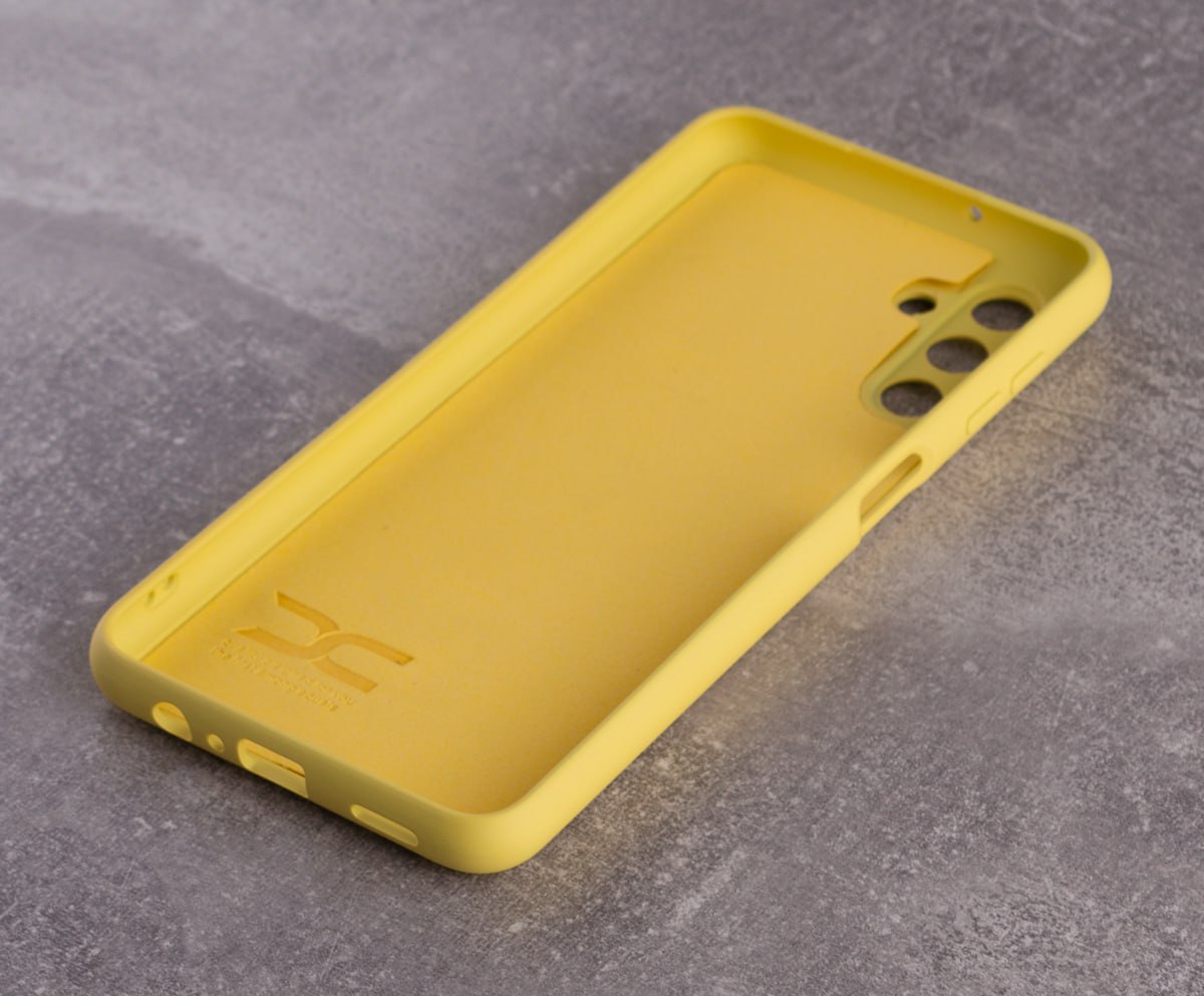 Силиконовый чехол SOFT Silicone Case для Samsung A14 (без лого) лимонный
