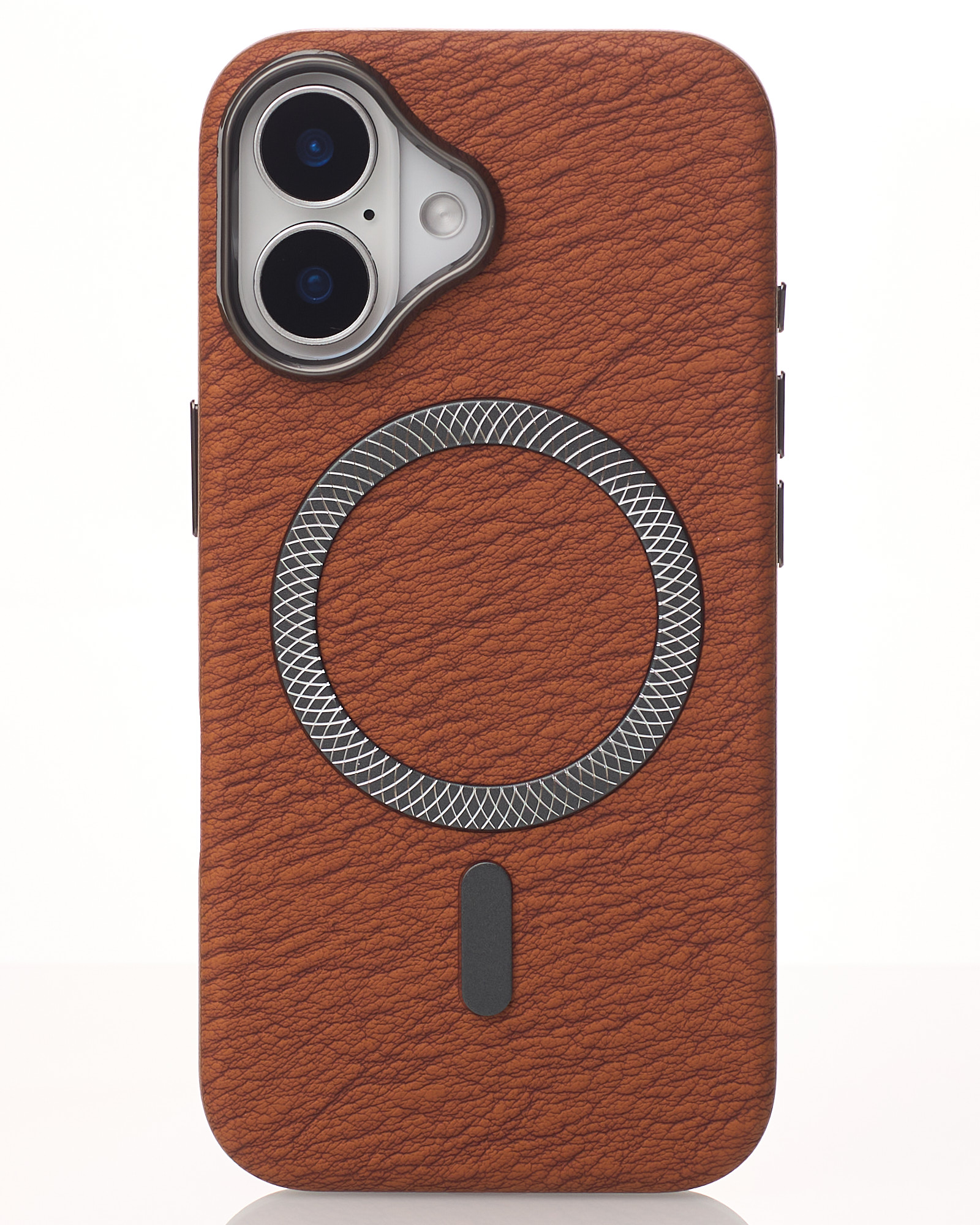 Чехол LUXURY Leather Case с поддержкой MagSafe для iPhone 16 brown