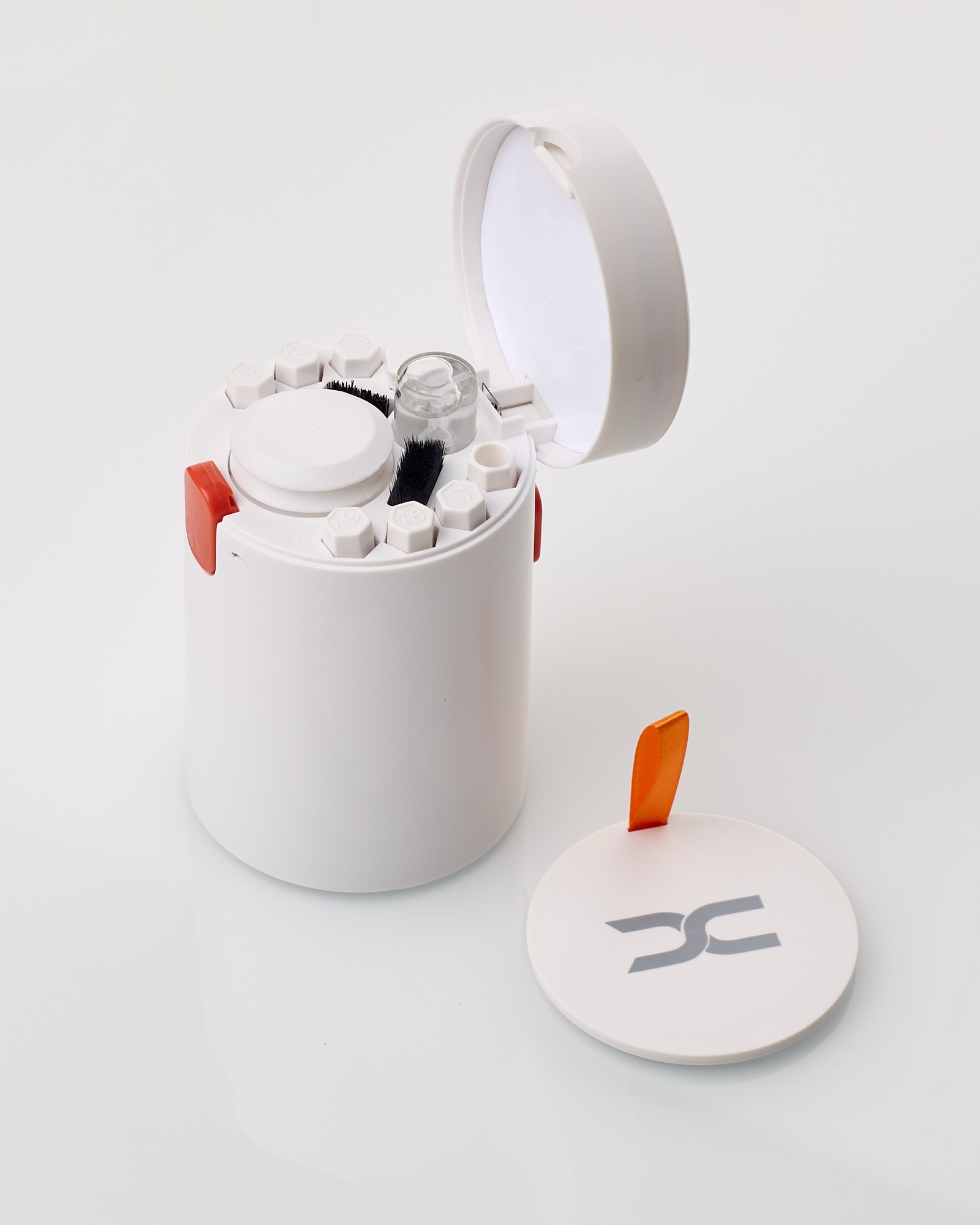 Универсальный набор средств для чистки DC 20in1 (CK-01) белый