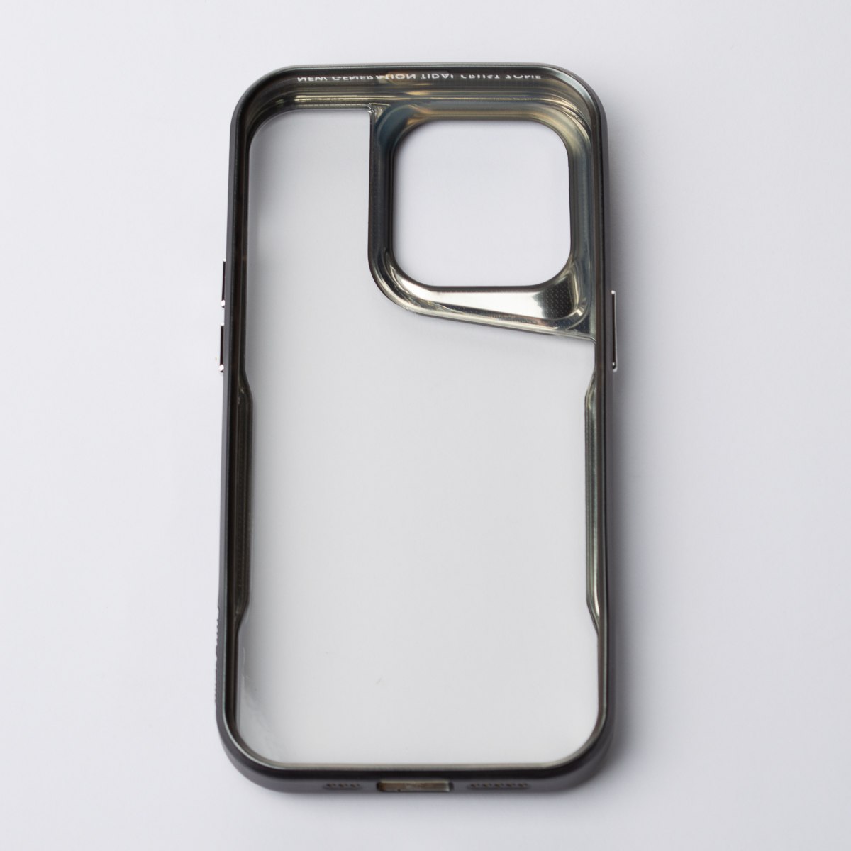 Пластиковый чехол NEWZONE для iPhone 15 Pro черный