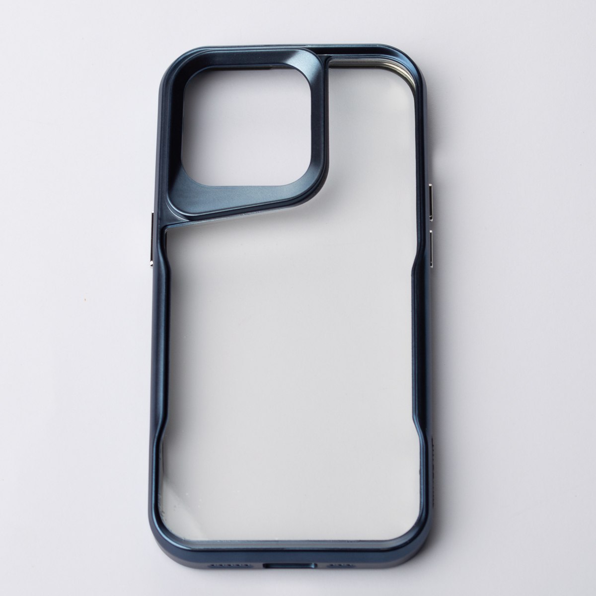 Пластиковый чехол NEWZONE для iPhone 15 Pro синий