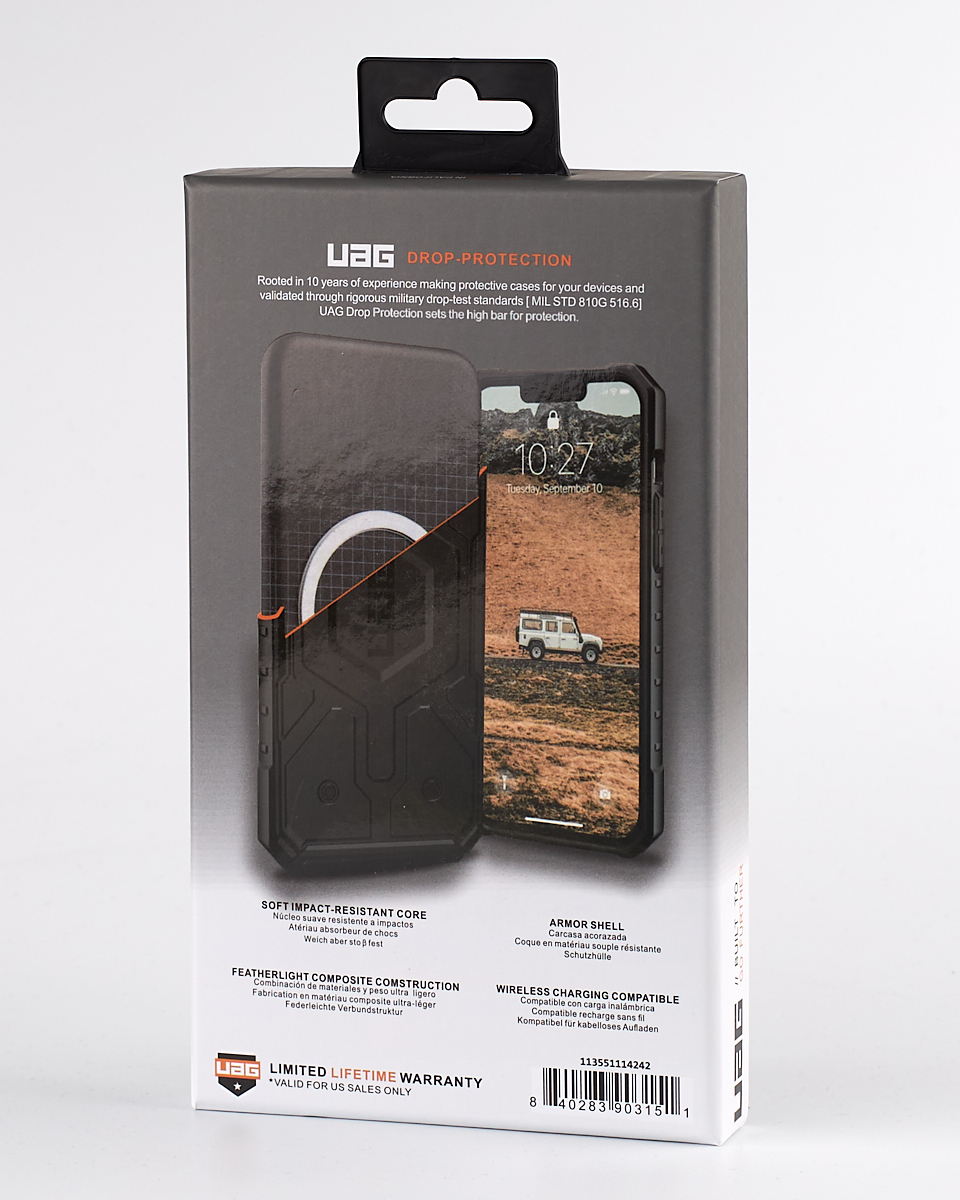 Противоударный чехол UAG с поддержкой MagSafe для IPhone 14 Plus midnight blue