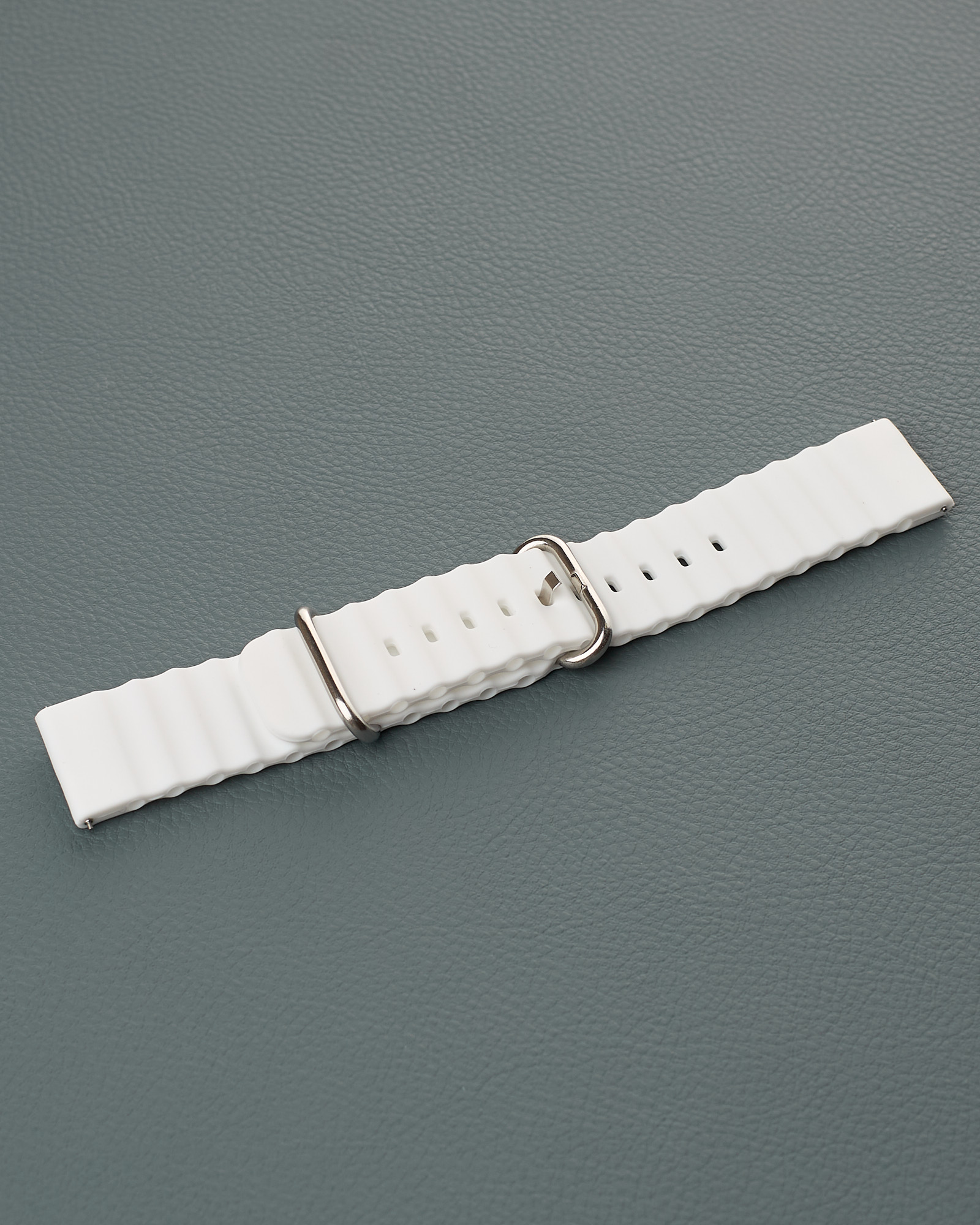 Ремешок для часов UNIVERSAL "Ocean Band" 20 мм белый