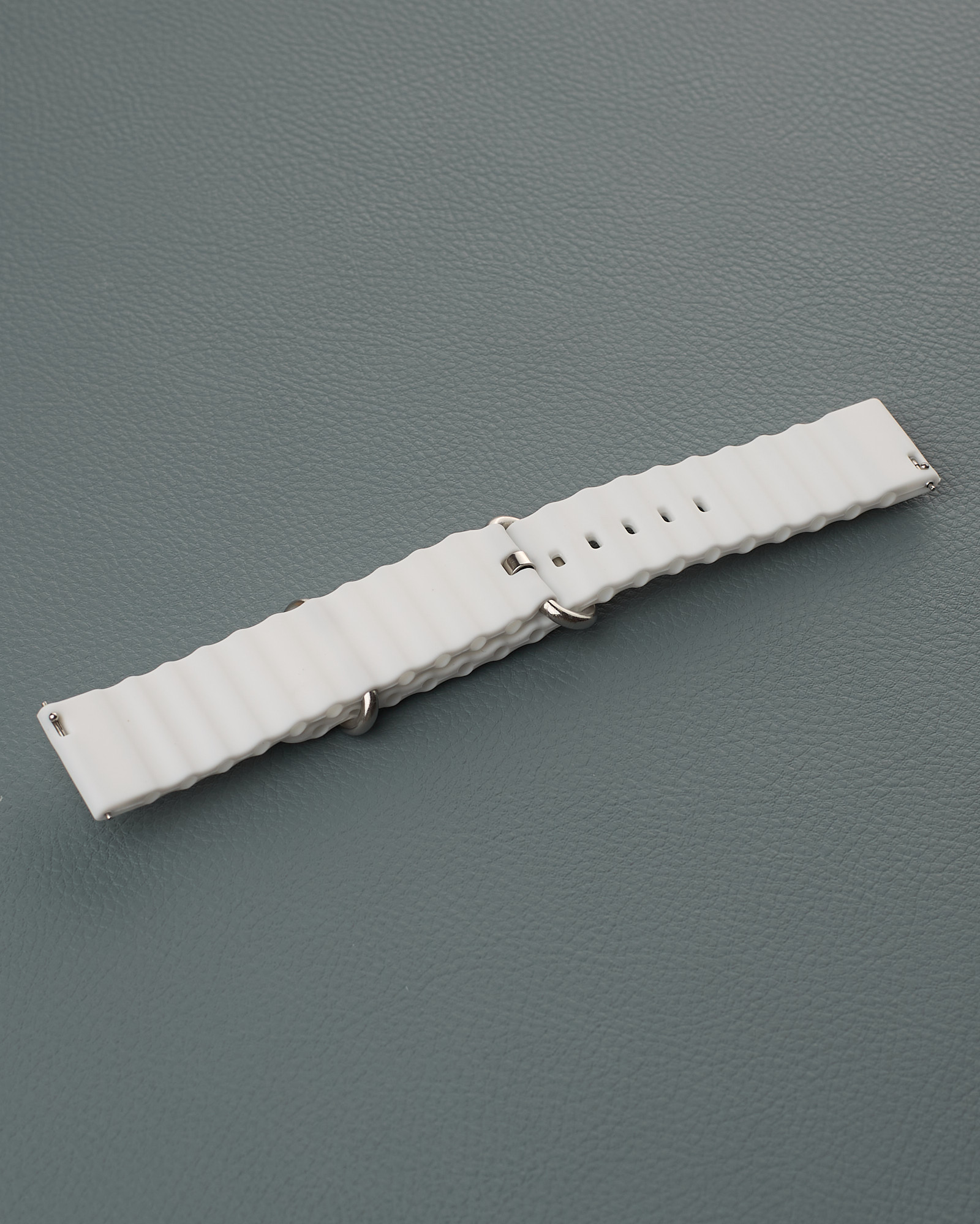 Ремешок для часов UNIVERSAL "Ocean Band" 20 мм белый