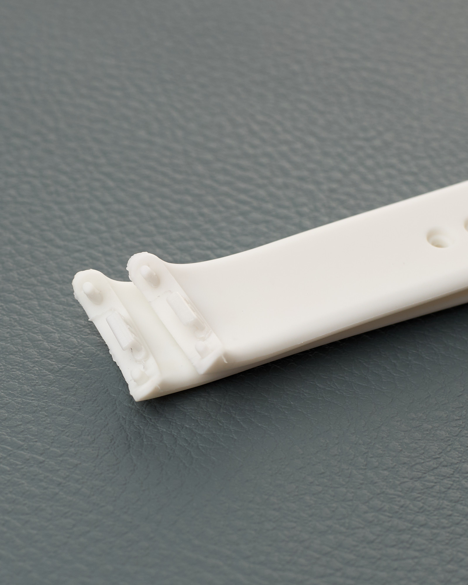 Ремешок для Mi Band 8 COLORS белый