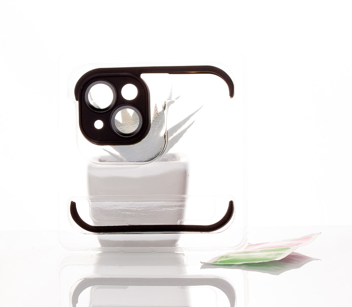 Силиконовая накладка CornerPad 3in1 для iPhone 15 Plus черный