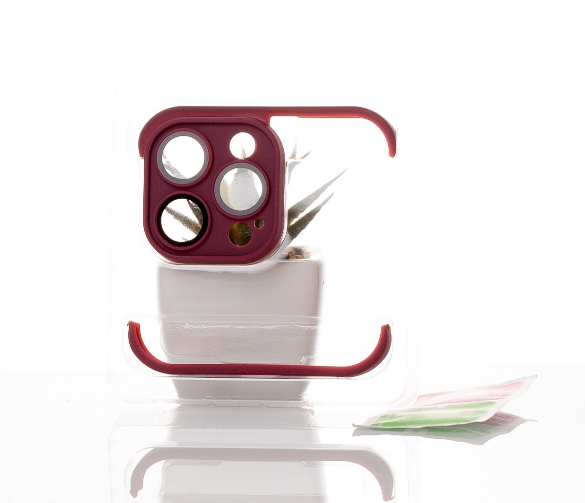 Силиконовая накладка CornerPad 3in1 для iPhone 14 Pro бордовый