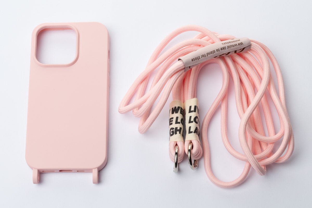 Силиконовый чехол CORD для iPhone 15 Pro Max розовый