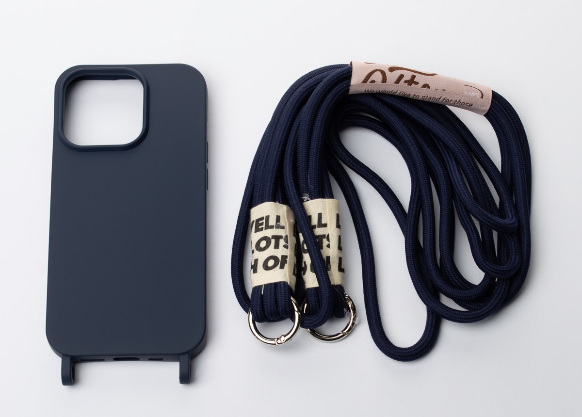 Силиконовый чехол CORD для iPhone 15 темно-синий