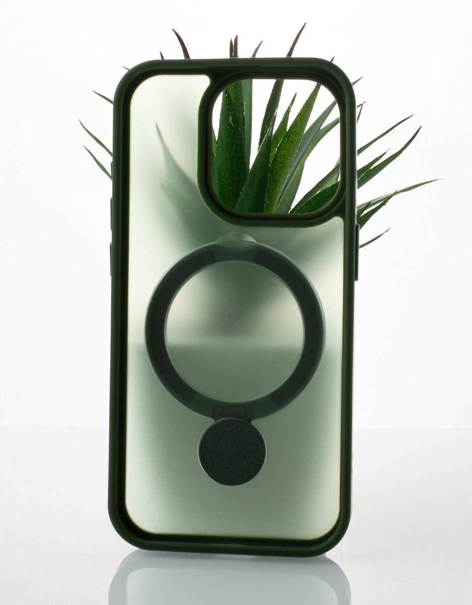 Силиконовый чехол MagSafe 360 для iPhone 15 Pro темно-зеленый