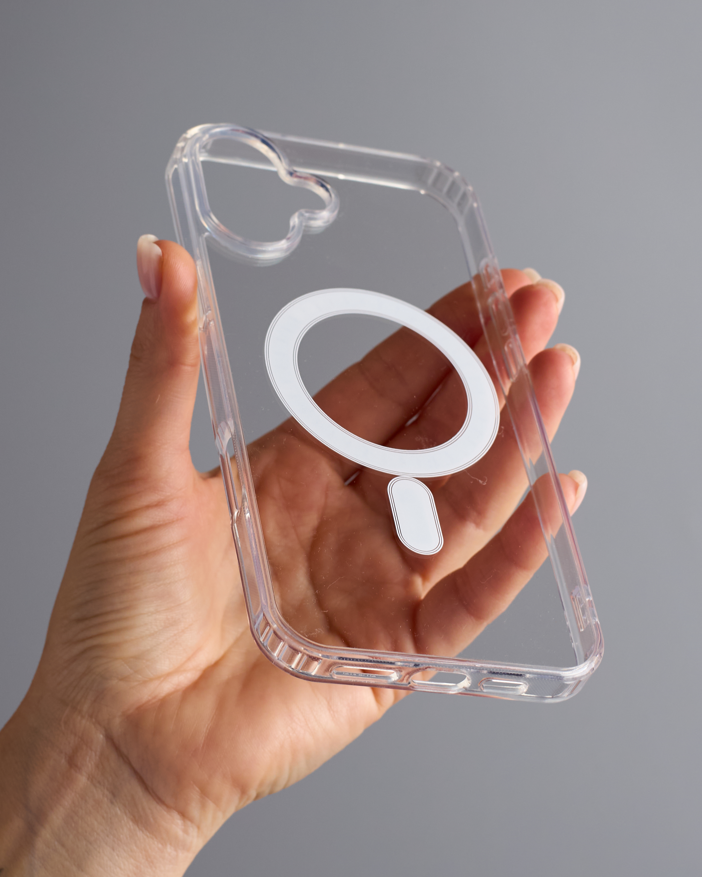 Силиконовый чехол MagSafe CLEAR для iPhone 16 Прозрачный