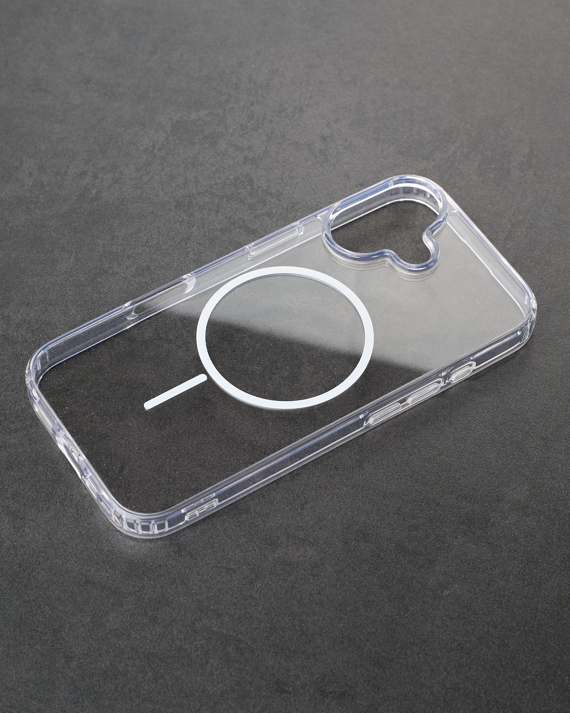 Силиконовый чехол MagSafe CLEAR для iPhone 17 Прозрачный