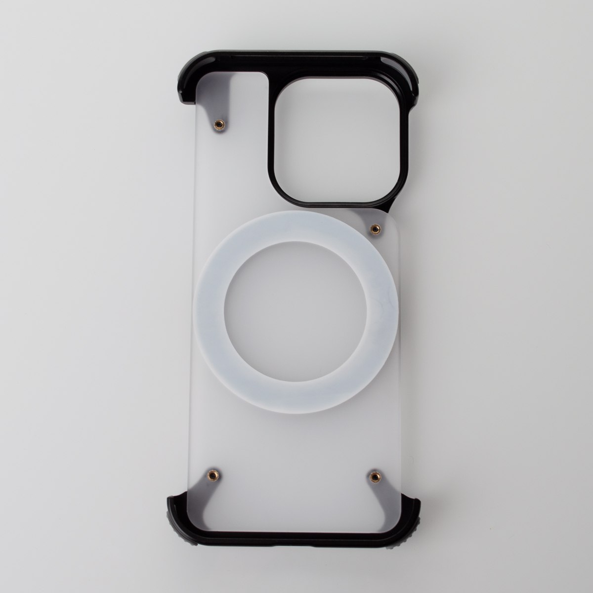 Металлический чехол FOUR CORNER AIRBAGS с поддержкой MagSafe для iPhone 15 Pro Max черный