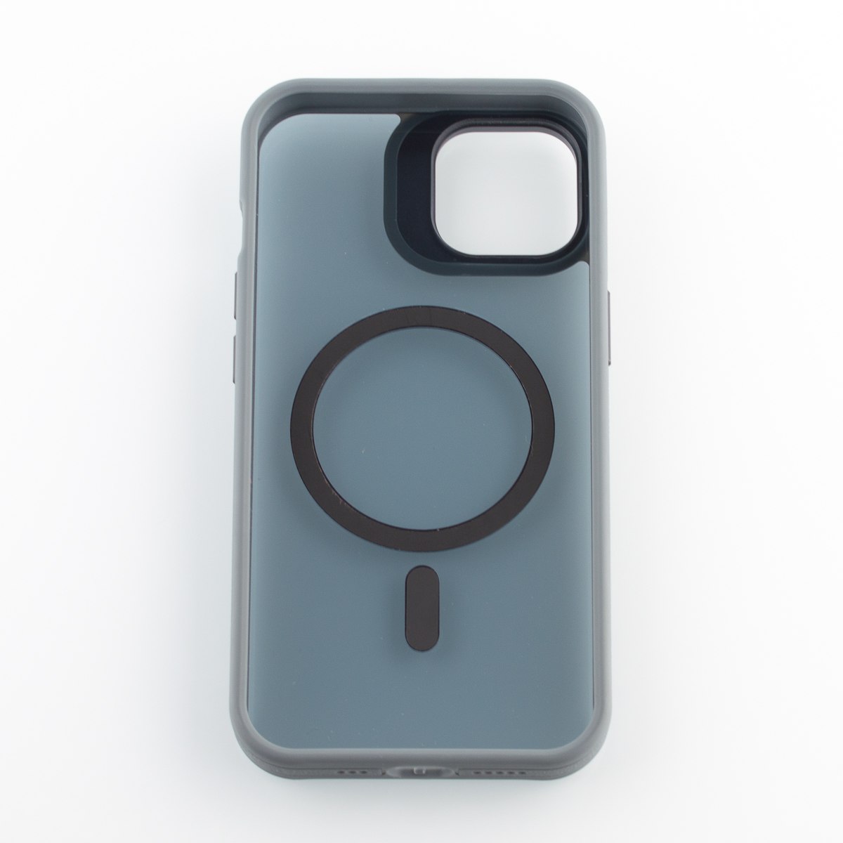 Силиконовый чехол SHADOW с поддержкой MagSafe для iPhone 15 серый