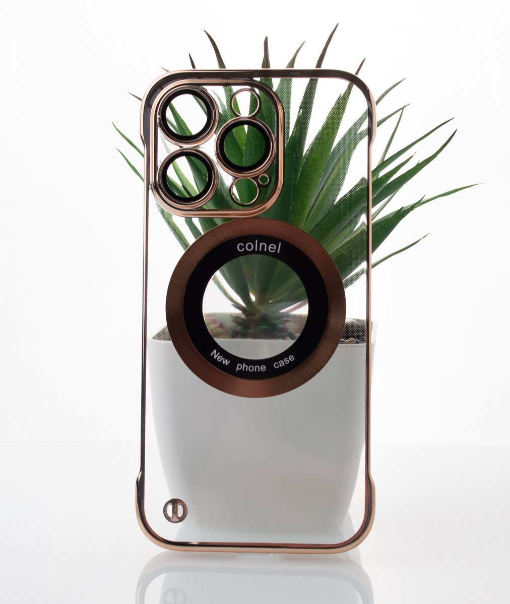 Пластиковый чехол SLIM CASE с поддержкой MagSafe для iPhone 14 Pro Max золотой