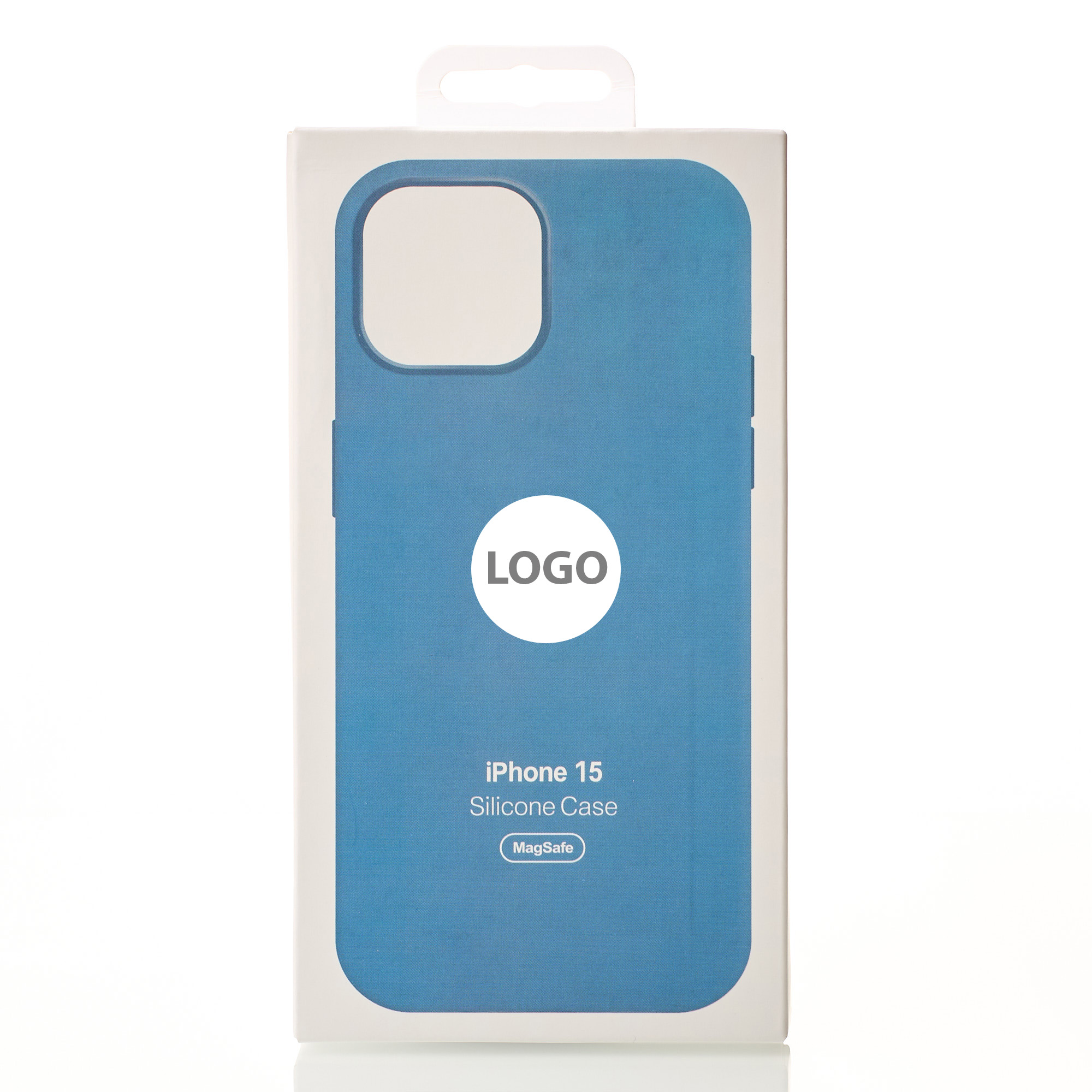 Силиконовый чехол Lux Colors с поддержкой MagSafe для iPhone 15 Winter Blue