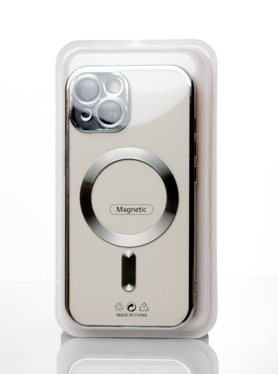 Силиконовый чехол SHINING с поддержкой MagSafe для iPhone 15 Plus серебряный