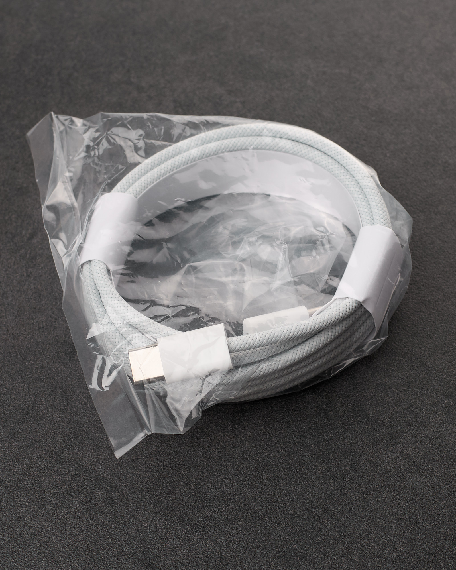 USB cable Foxconn Type-C to Type-C тканевый (тех. пакет) 2м. белый