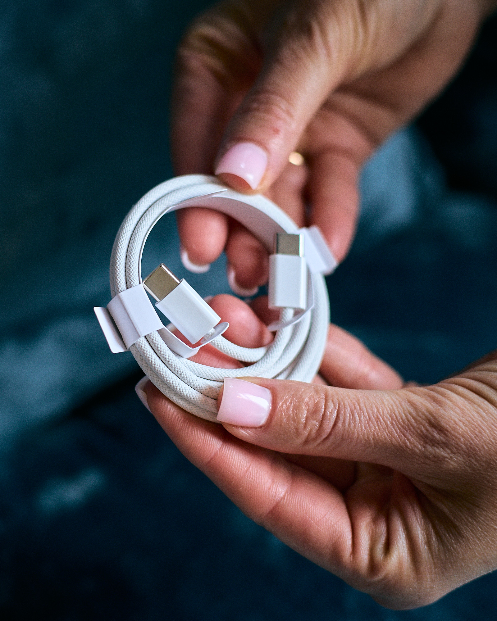 USB cable Foxconn Type-C to Type-C тканевый (тех. пакет) белый