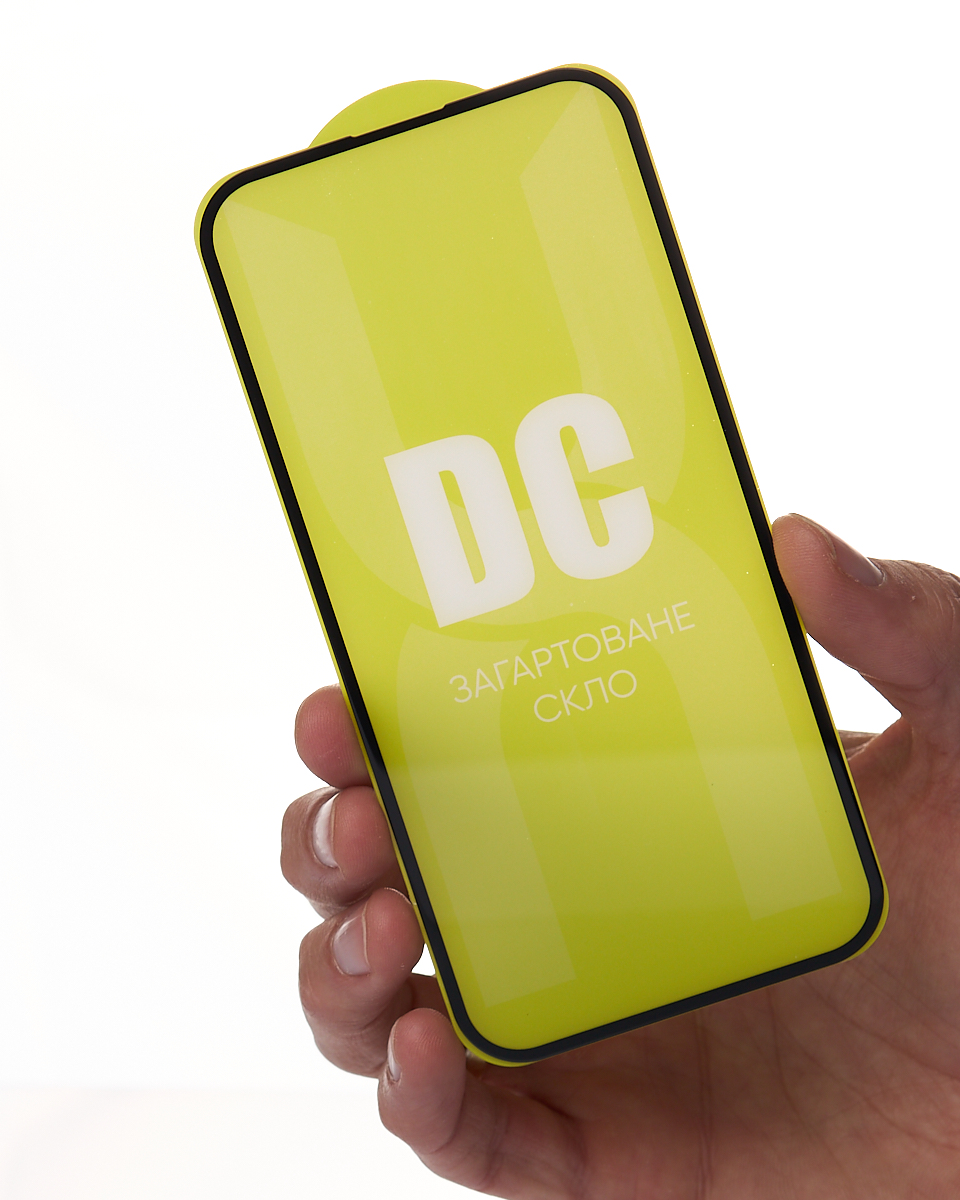 Защитное стекло DC для iPhone 15 / iPhone 16 черный